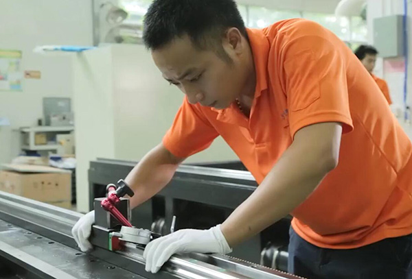 manufacturing tube fiber laser cutting machine